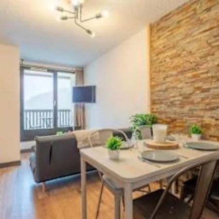 Apex Executive - 470 Grande Rue *